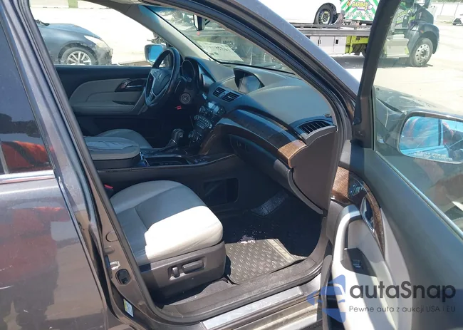 2HNYD2H52BH509678: 42528331