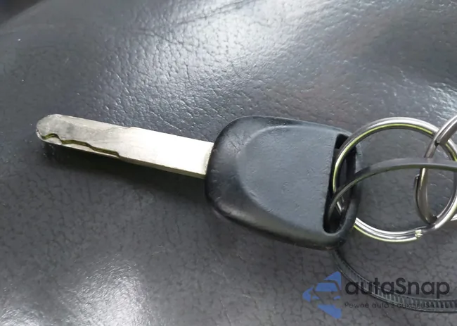 5FNRL38606B011681: 42528367