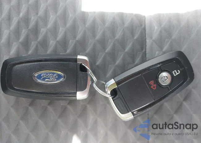 1FMCU0G61LUC61271: 42528389