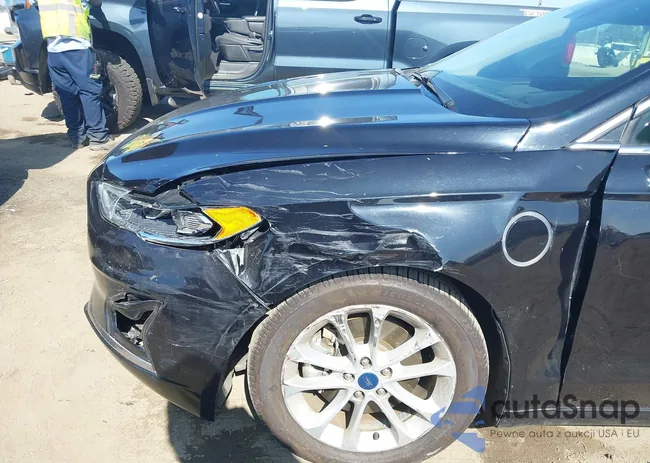 3FA6P0SU9KR134889: 42528406