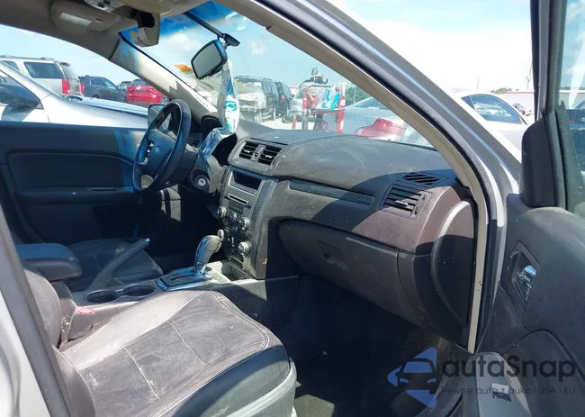 3FAHP0JA3AR359503: 42528558