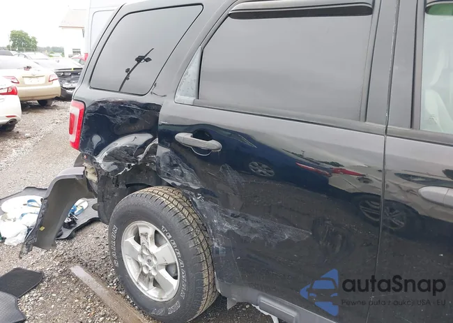 1FMCU9D74CKC00087: 42528584