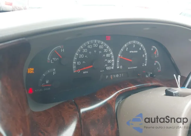 1FTRX17L83NA25146: 42529595