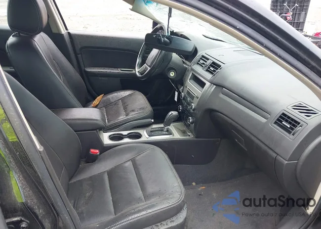 3FAHP0JA5CR431627: 42529668