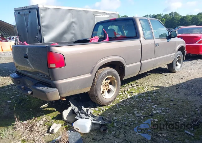 1GCCS1946WK132194: 42529681