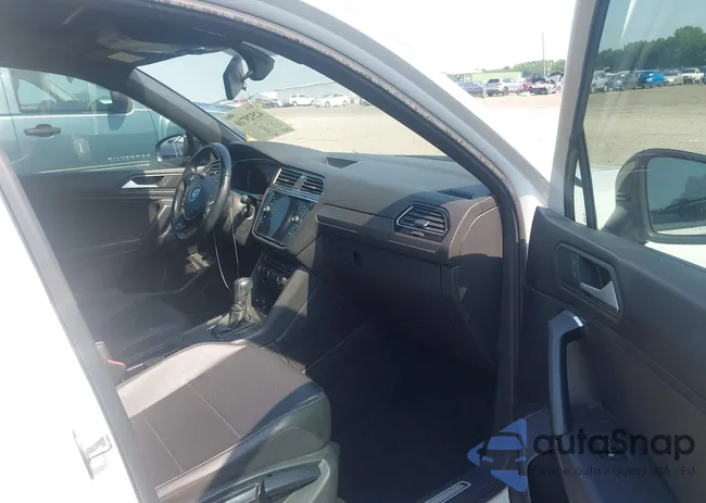 3VV3B7AXXKM078363: 42529710