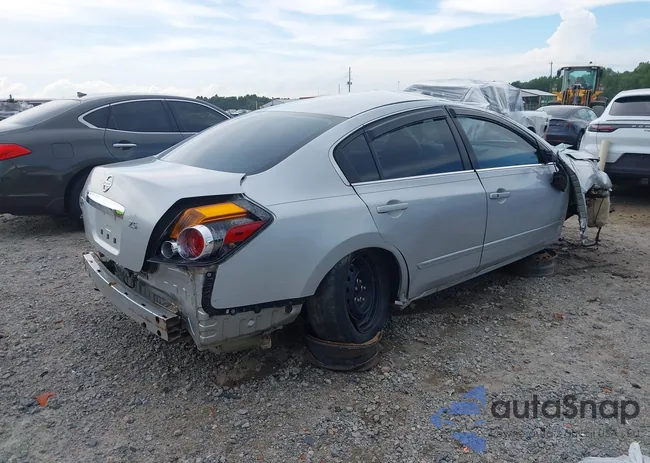 1N4AL2AP3BN482171: 42529880