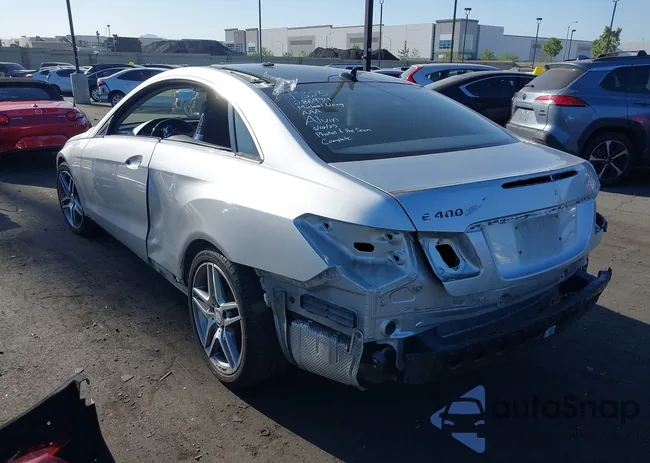 WDDKJ6FBXGF329352: 42529932