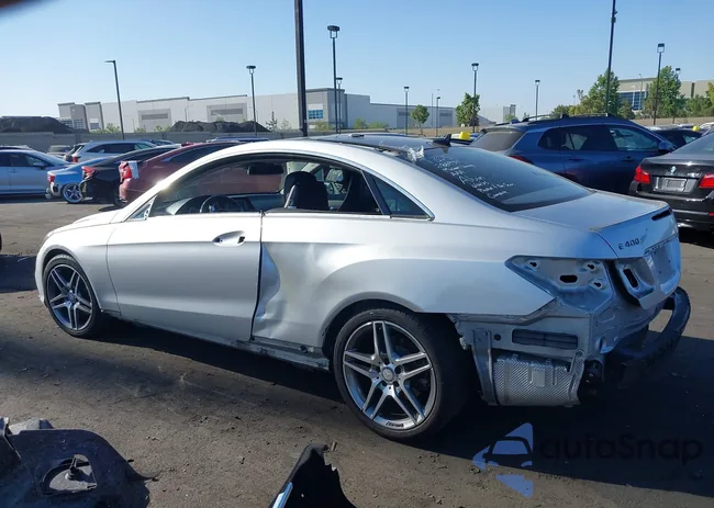 WDDKJ6FBXGF329352: 42529932