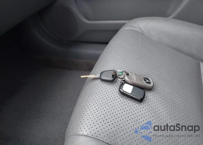 JH4CL96847C015114: 42529289