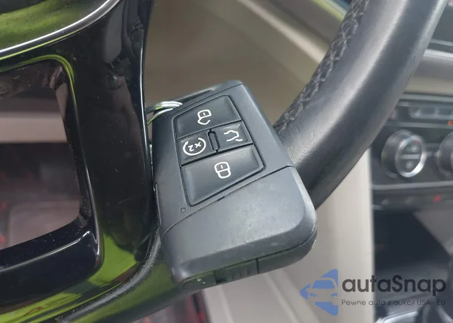 1V2NR2CA1JC530049: 42529479