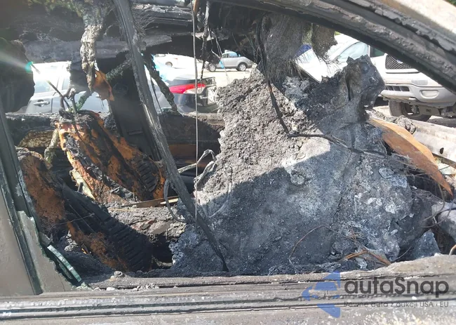 4JGFB4JB4MA362789: 42529519