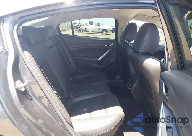 JM1GJ1T62E1136813: 42529521