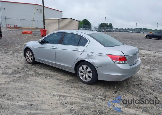 1HGCP26819A041005: 42530645