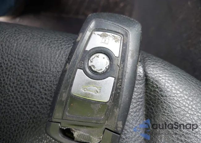 WBA3B5C54FF960971: 42530679