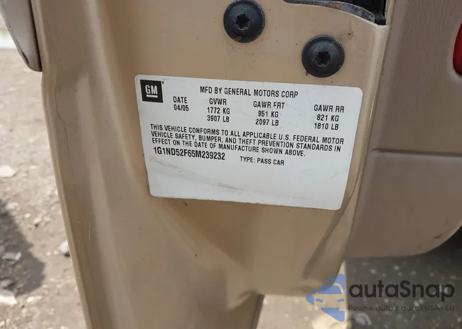 1G1ND52F65M239232: 42530779