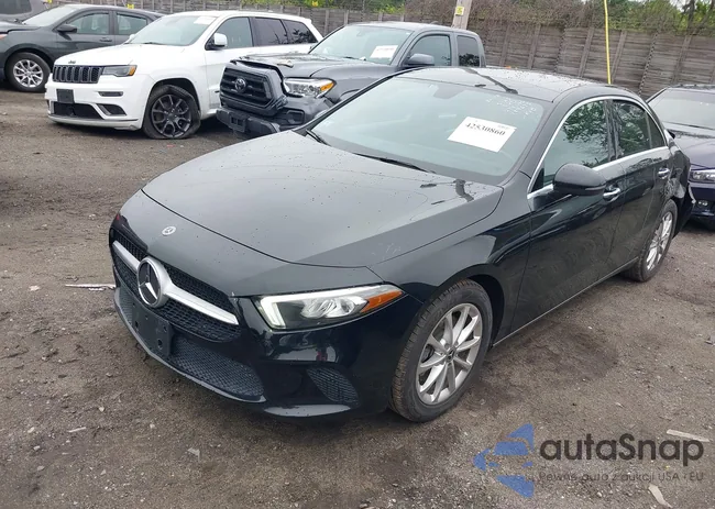 WDD3G4FB5LW038971: 42530860