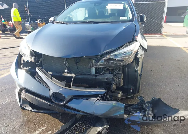 2T1BURHE5JC051566: 42530890