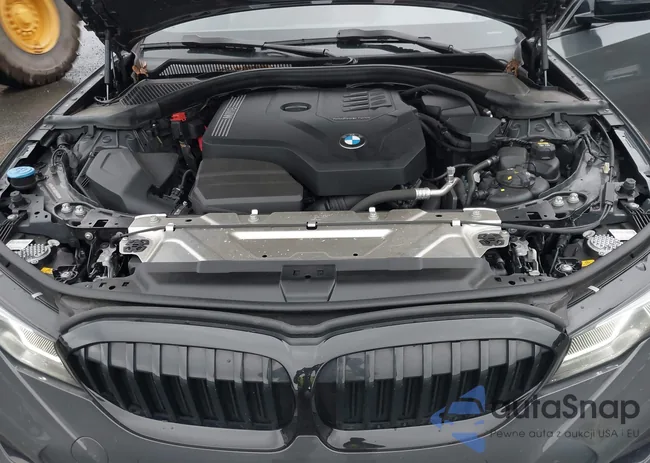 WBA5R7C05NFM16689: 42530938