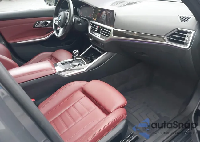 WBA5R7C05NFM16689: 42530938