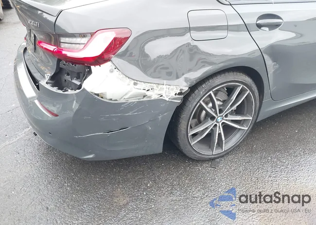 WBA5R7C05NFM16689: 42530938