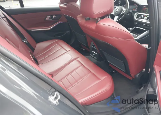 WBA5R7C05NFM16689: 42530938