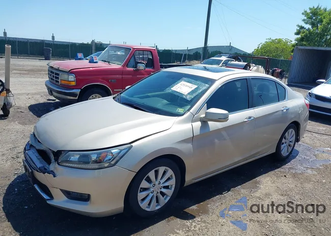 1HGCR2F79FA153743: 42530948