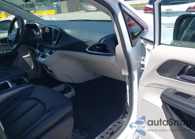 2C4RC1S73RR121848: 42531073