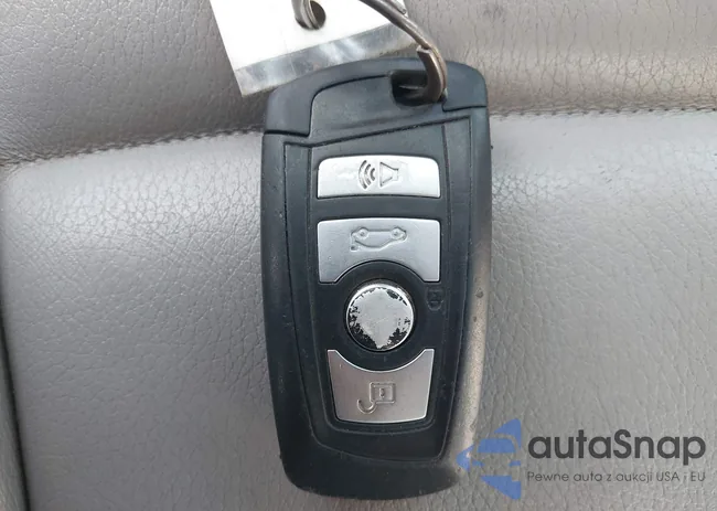 WBAXG5C53CDX02404: 42531074