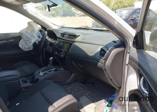 JN8AT2MV5JW354127: 42530230