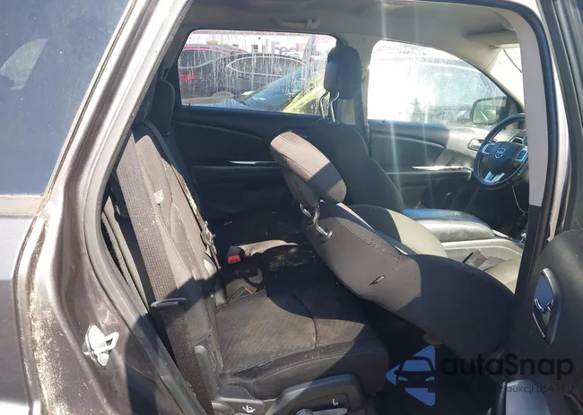 3C4PDCABXJT517668: 42530272