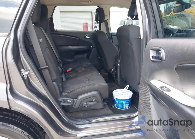 3C4PDCABXJT517668: 42530272