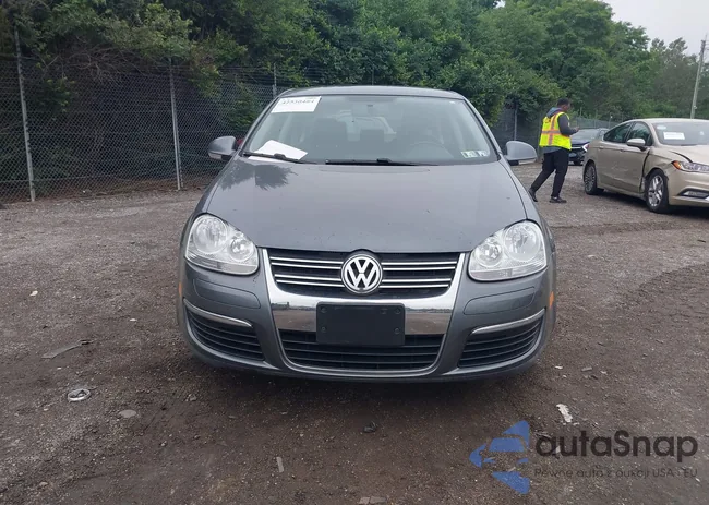 3VWRZ7AJ7AM155458: 42530484