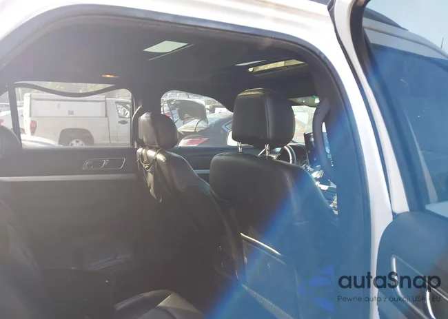 1FM5K8D82HGA74095: 42530488