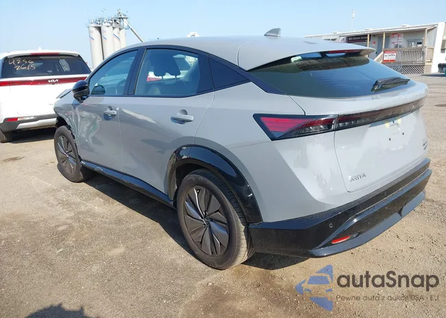 JN1CF0BB8RM735537: 42531824