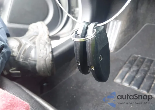 1N4BL2EPXBC126858: 42531942