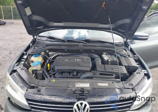 3VWD07AJ9EM277085: 42531957