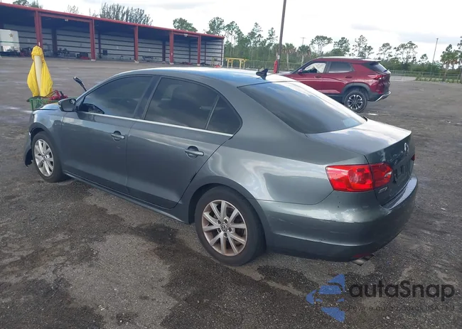 3VWD07AJ9EM277085: 42531957