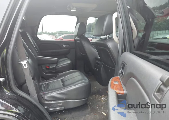 1GNFC13058R255986: 42531971