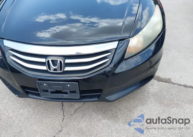 1HGCP2F7XBA130181: 42532010