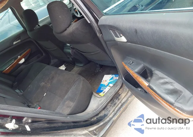 1HGCP2F7XBA130181: 42532010