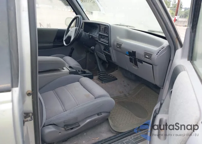 4F4DR17XXRTN00489: 42532015