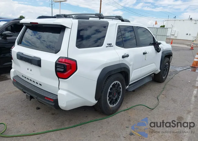 JTEVA5BR5S5004784: 42532178