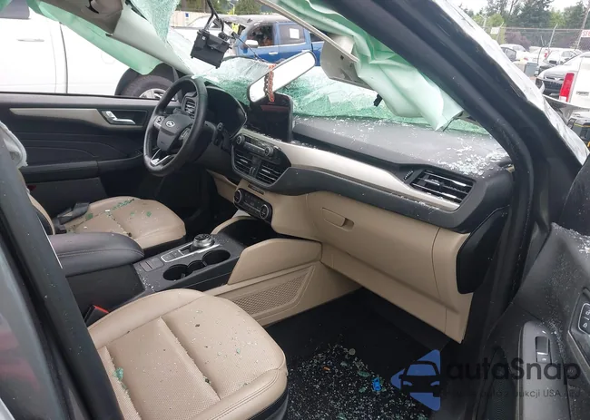 1FMCU9CZ9MUA82756: 42532603