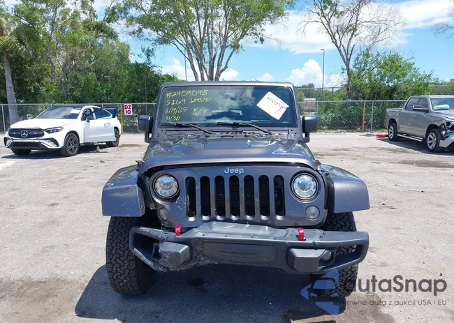 1C4HJWFG2HL560846: 42532745