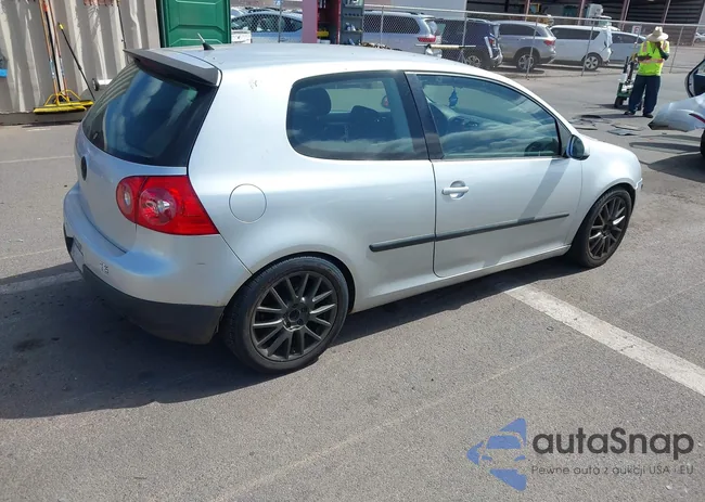 WVWAA71K29W042044: 42532875