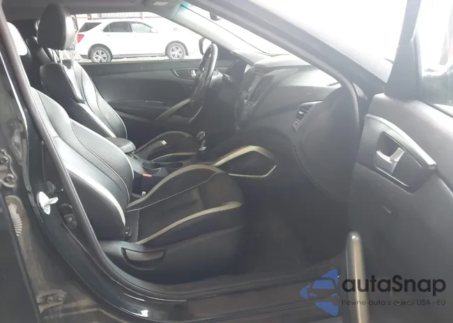 KMHTC6AE0DU179068: 42532883