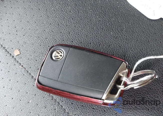 3VV3B7AX7LM144742: 42532952