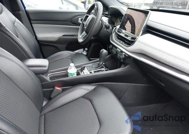 3C4NJDBN9RT606397: 42533102