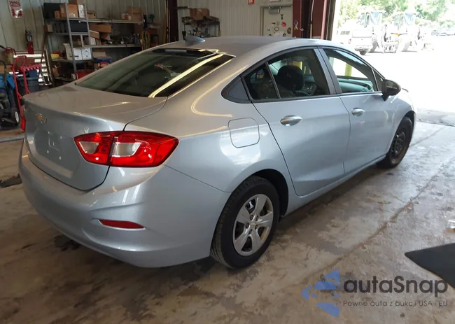 1G1BC5SM7J7169057: 42533116